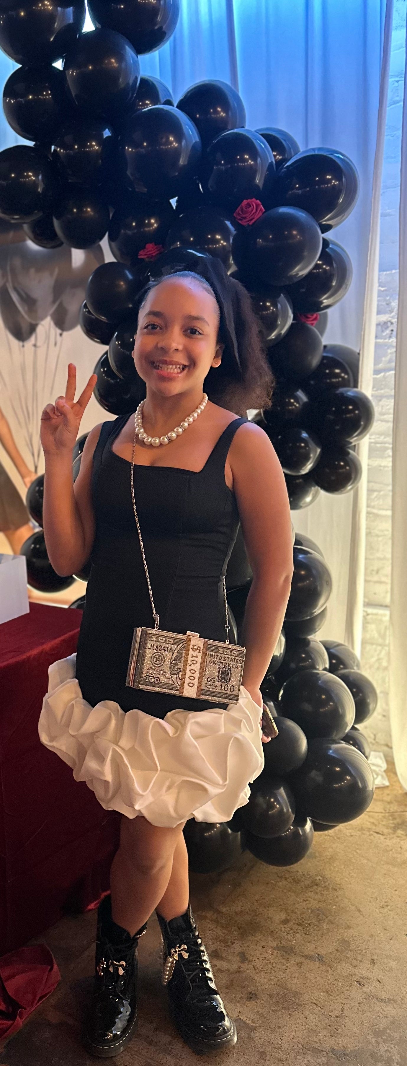 Aura Lifestyle™ Money Sparkle Clutch